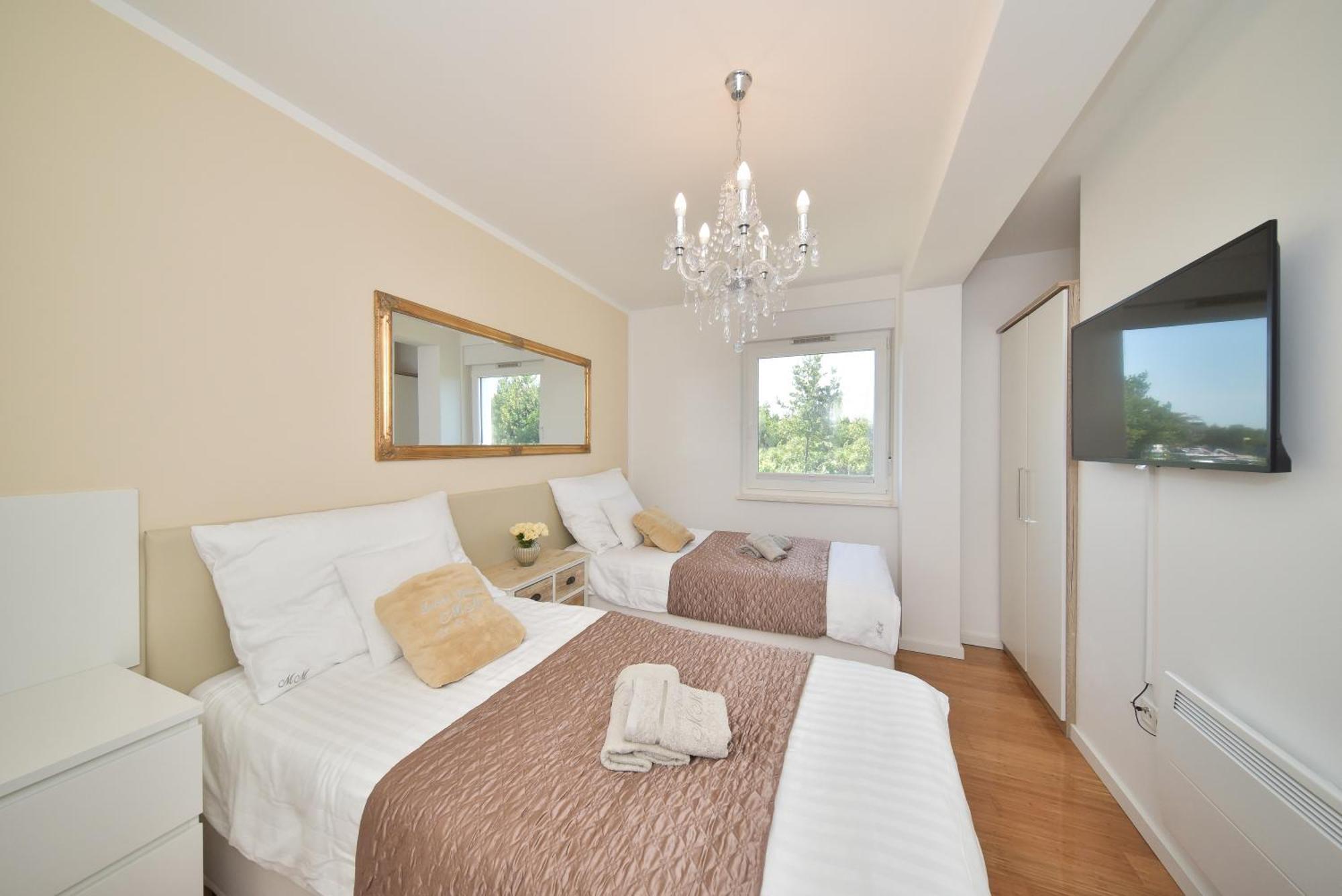 Mm Luxury Apartments Gold & Rubin Zadar Oda fotoğraf